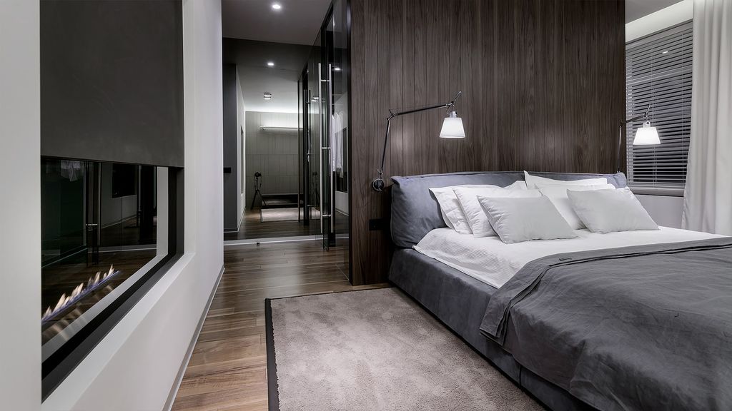 FAMILY TOWNHOUSE