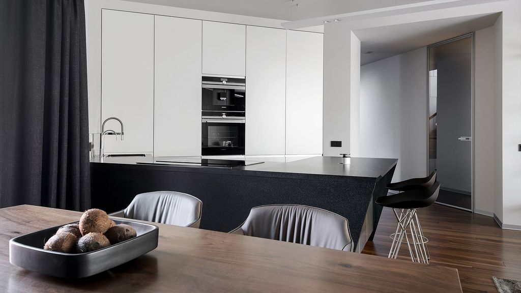 FAMILY TOWNHOUSE